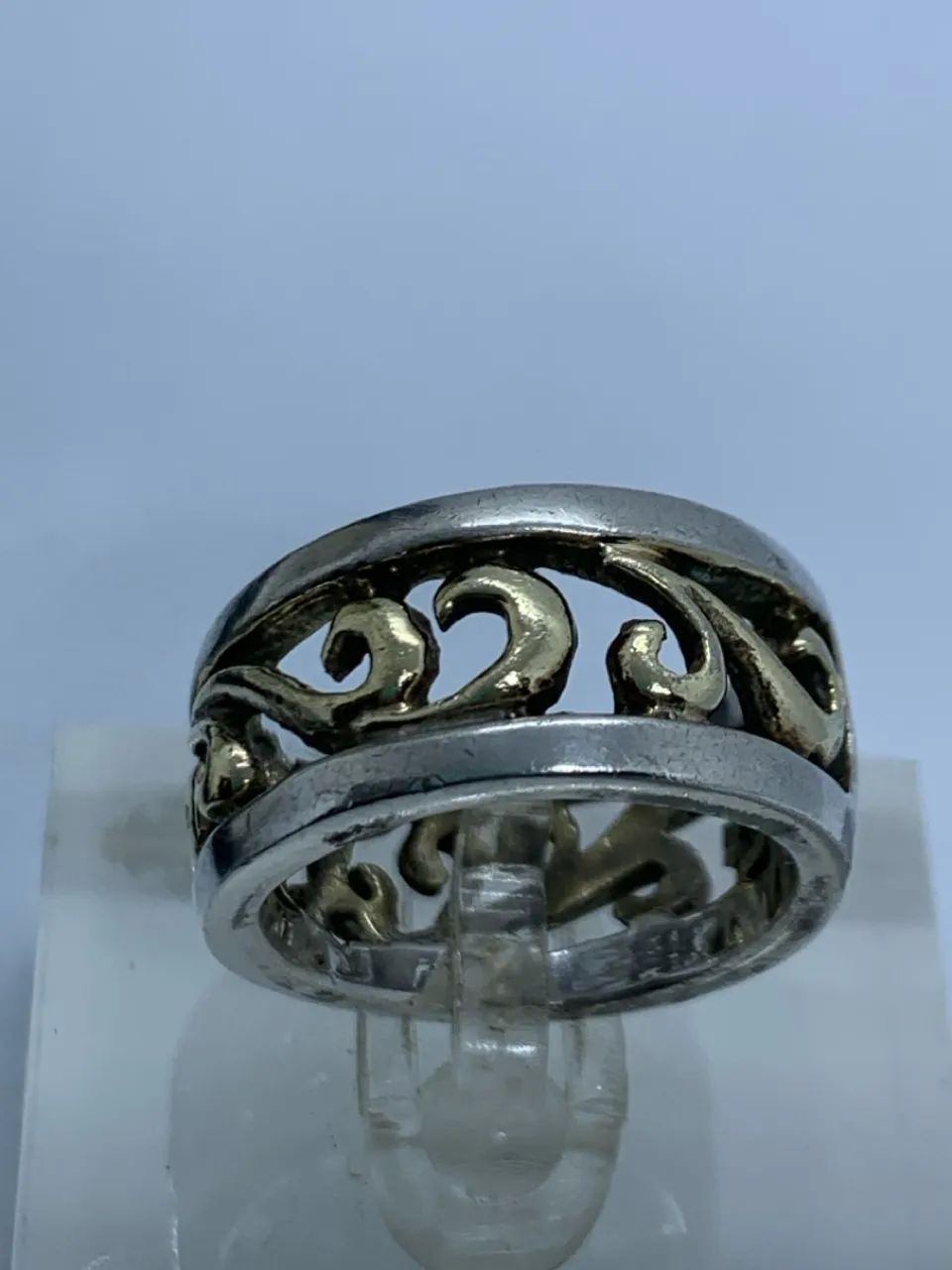 anel de prata com detalhes dourado tamanho 15 - Foto 5