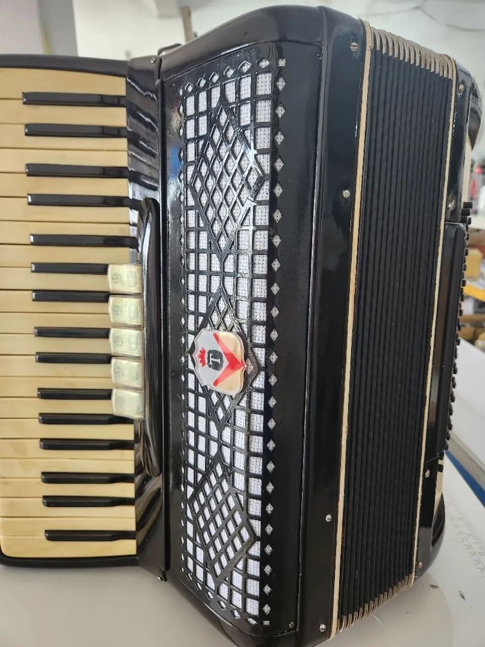 Acordeon antigo Gaita ou Sanfona Todeschini 80 baixos Super 5 - Foto 2