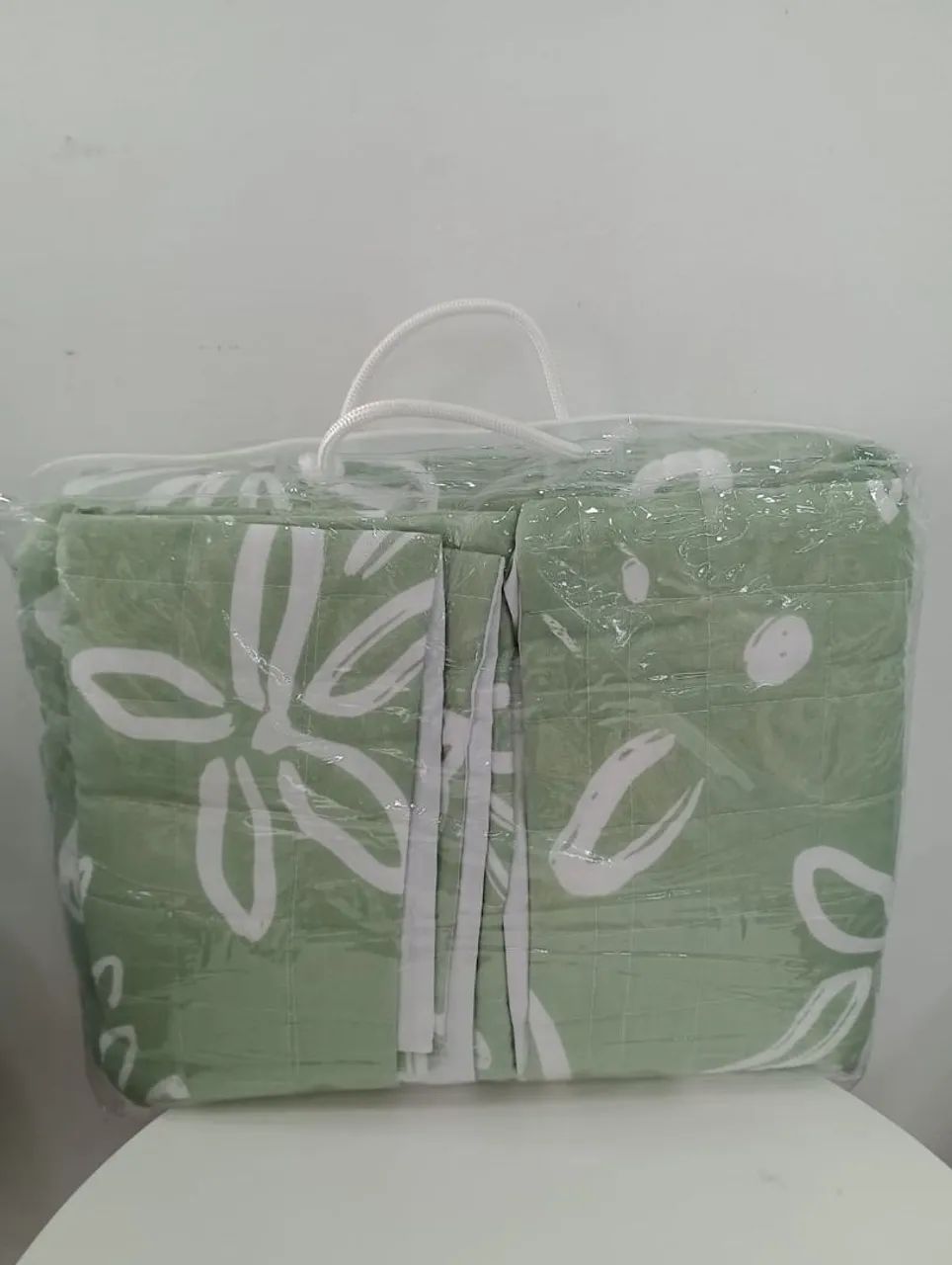 Jogo de Cama Casal - Flores e Estampas Delicadas - Foto 6