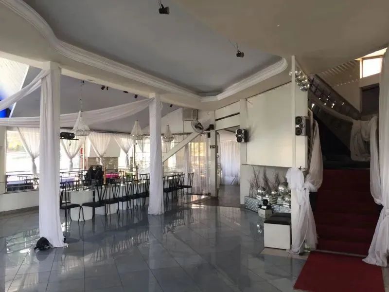 Belo Horizonte - Casa Comercial - Indaiá