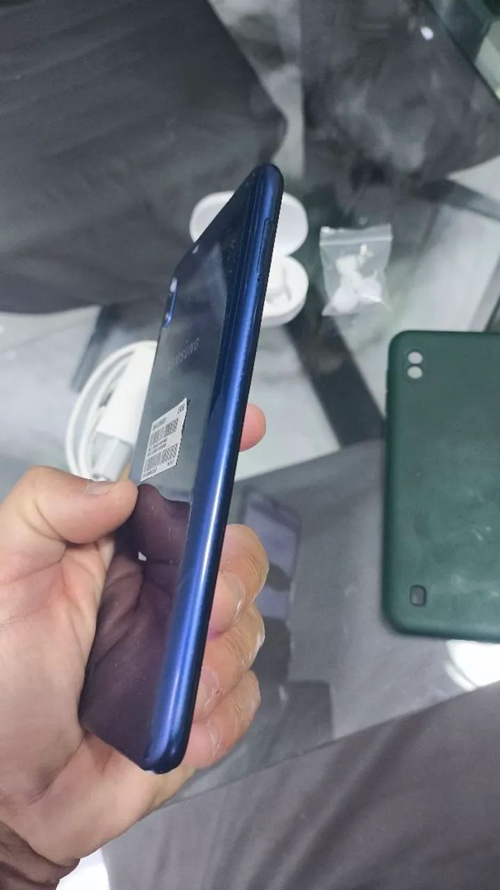 Samsung Galaxy A10 180,00 com fone grátis  - Foto 3