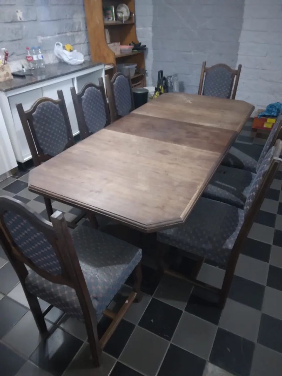 Mesa de Jantar Clássica com 8 Cadeiras