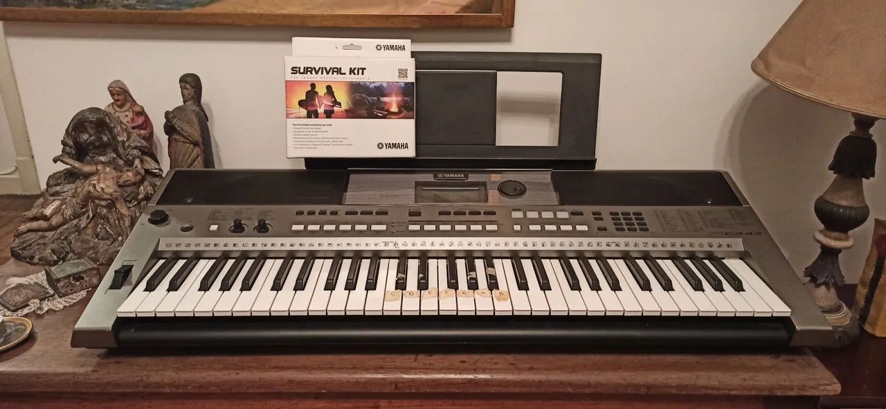 Teclado Yamaha PSR-E 443