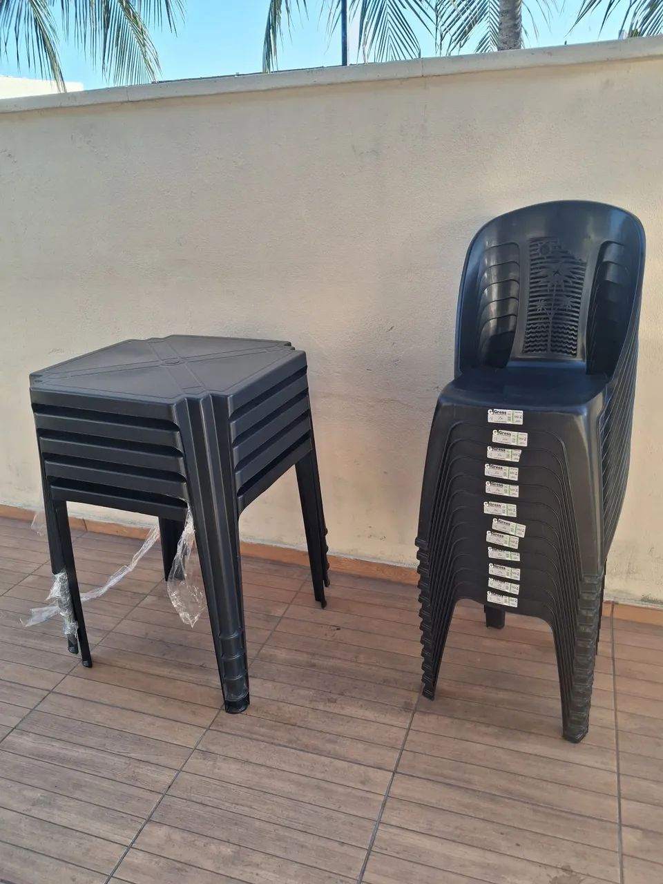 MESA DE PLASTICO SJD.D 8S.E PRD MD.D YAME ENTREGO HOJE  - Foto 2
