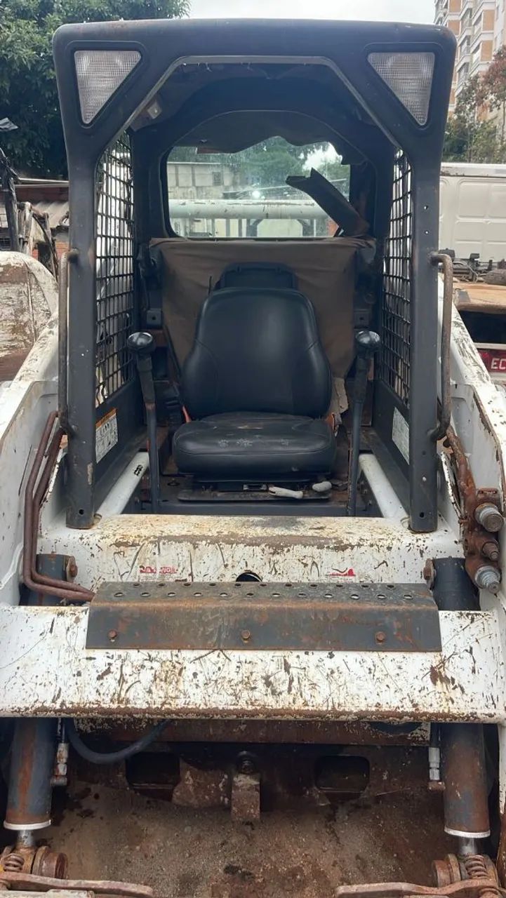 Bobcat S175 - Carregadeira - Revisada. - Foto 3