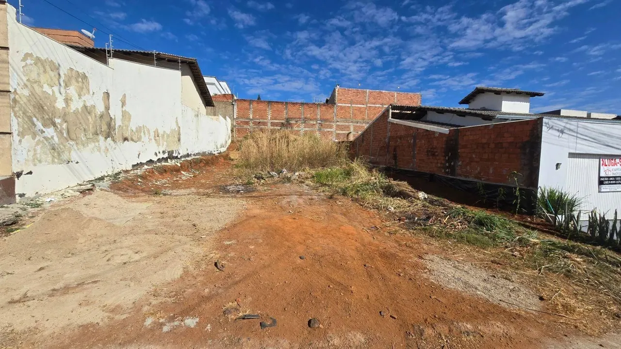 Terreno à venda, 300 m² por R$ 180.000,00 - Jardim Ana Paula - Anápolis/GO