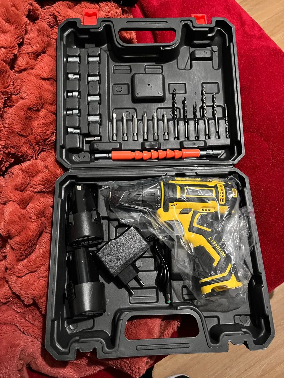 Parafusadeira 48V Potente - Maleta Completa! - Foto 3