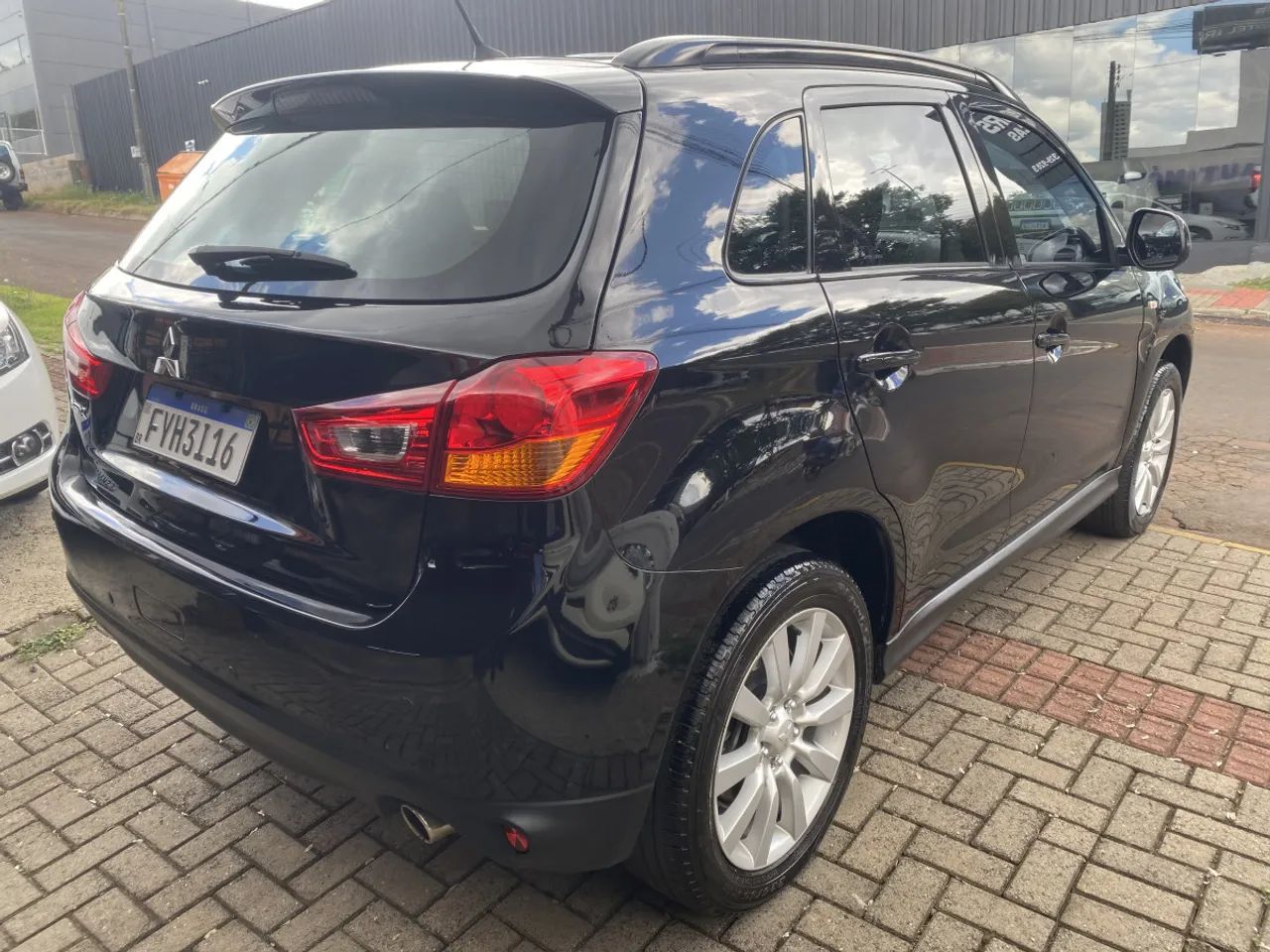 Mitsubishi ASX 2.0 16V 160cv Aut. 2015 Flex - Foto 3