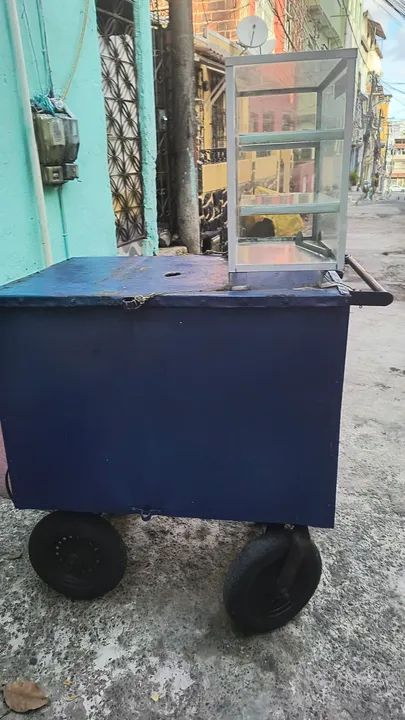 Carrinho de mão azul em ótimo estado - Foto 3