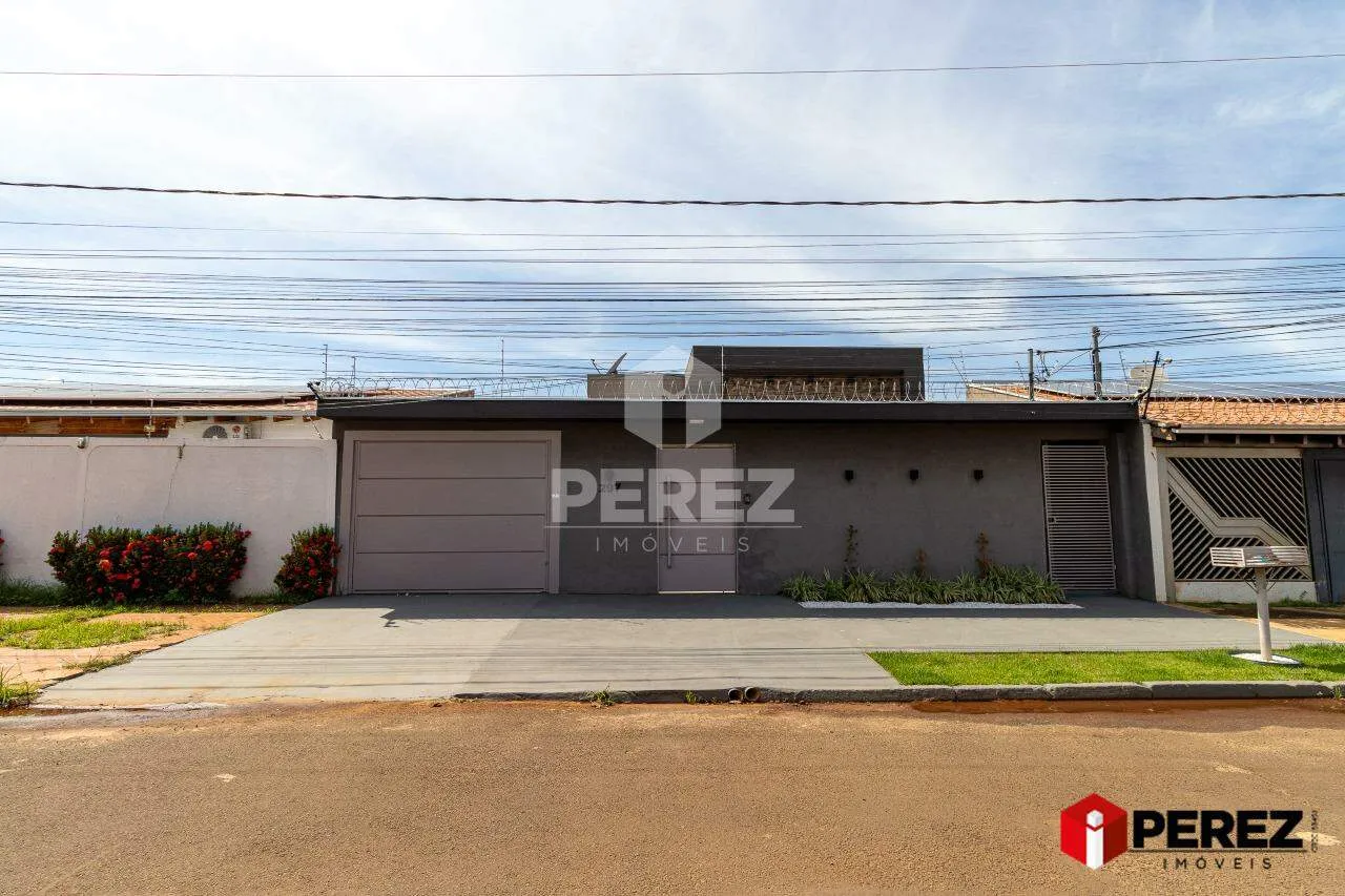 Casa Térrea no Bairro Vila Jacy
