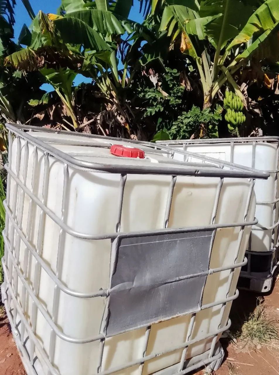Vendo bombonas 1000 litros - Foto 2