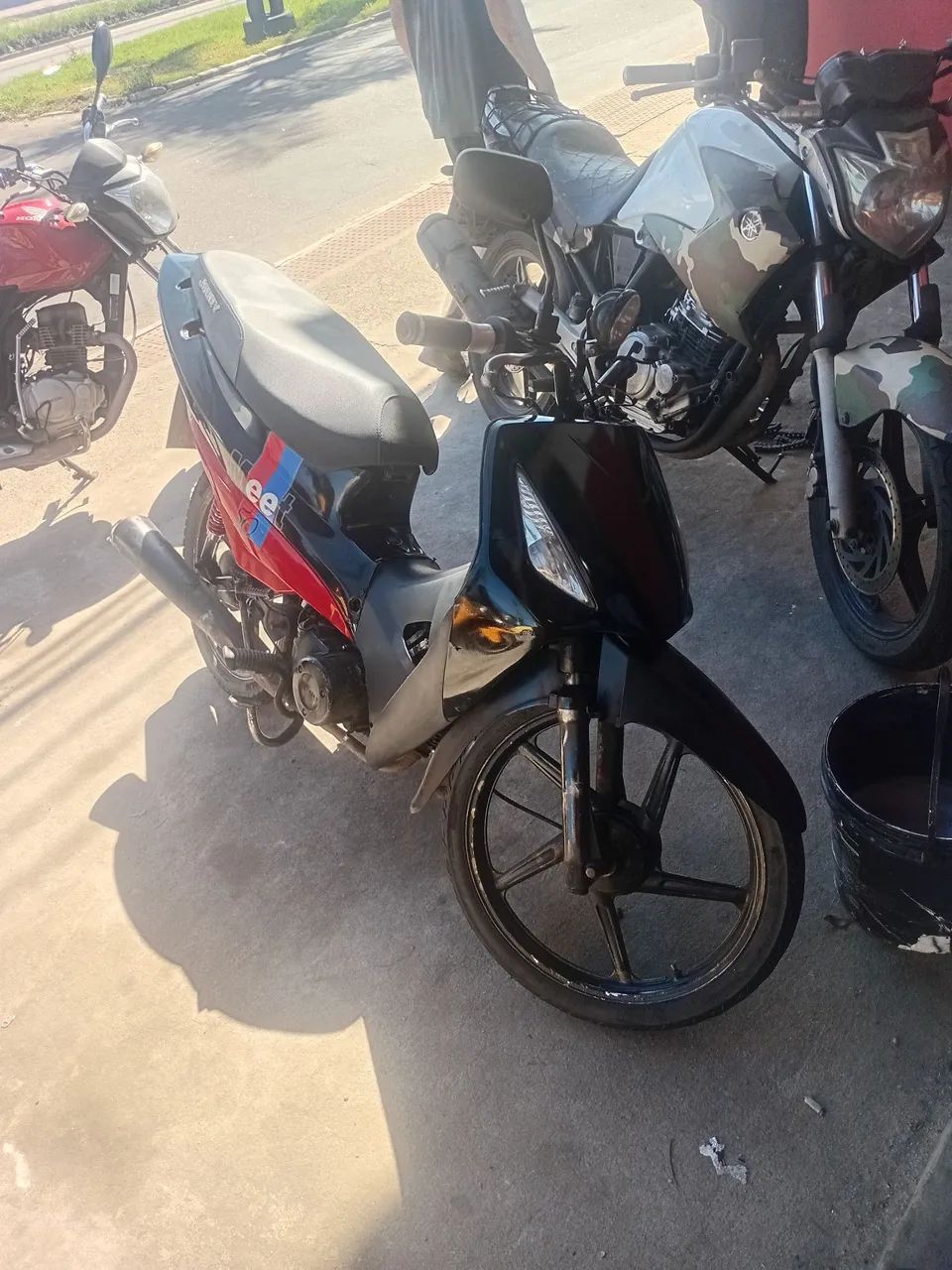 Vendo moto dafra zig 50cc