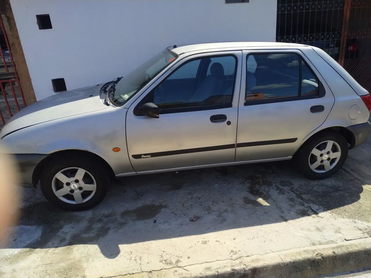 Fort fiesta 96 motor 1.0 doc ok recibo em branco  - Foto 3
