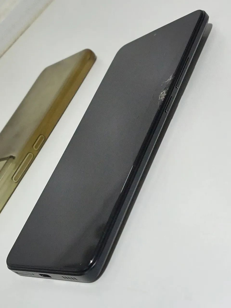 Xiaomi Poco F5 Pro - tela quebrada - Foto 2