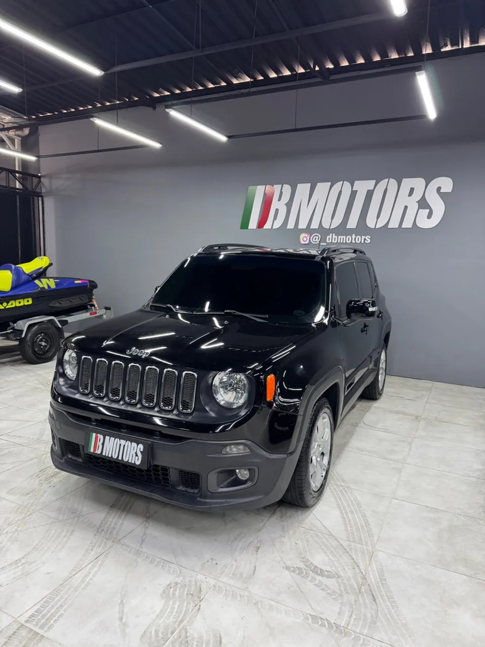 Jeep Renegade Longitude 1.8 Automático