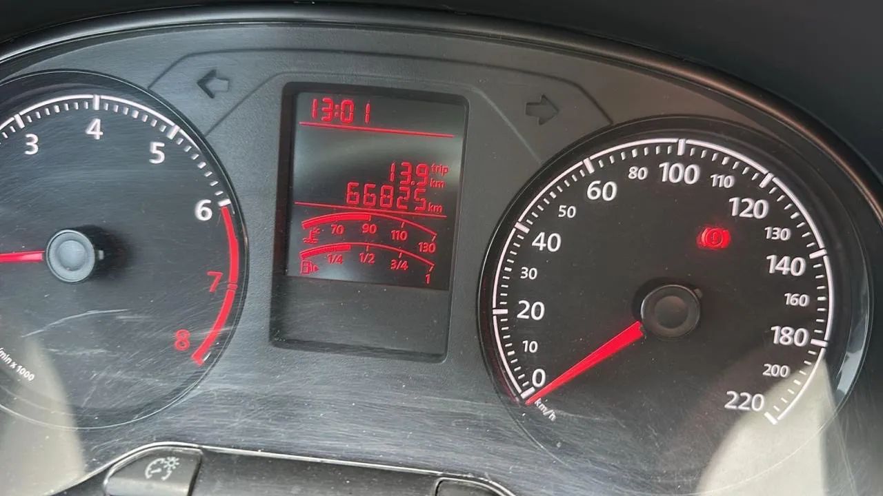 Carro impecável 