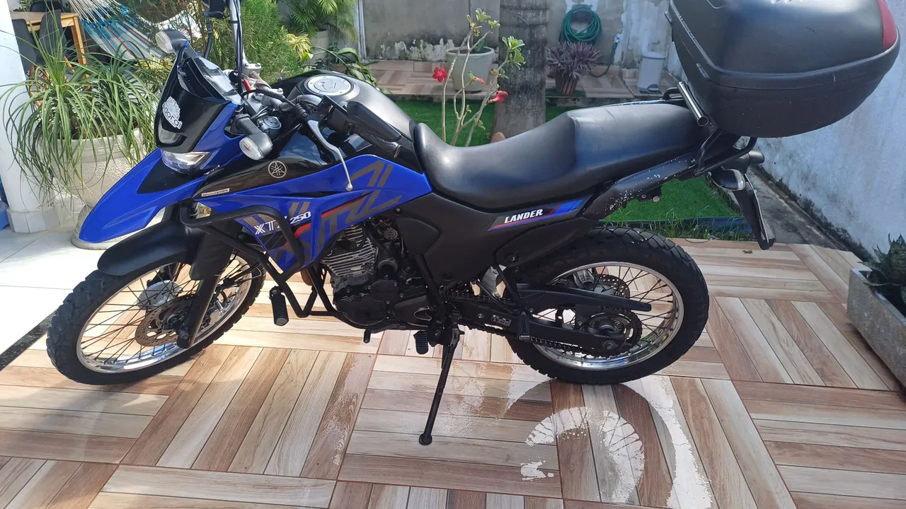 XTZ LANDER 250