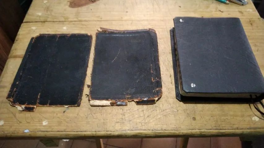 reforma se capa de biblias - Foto 5