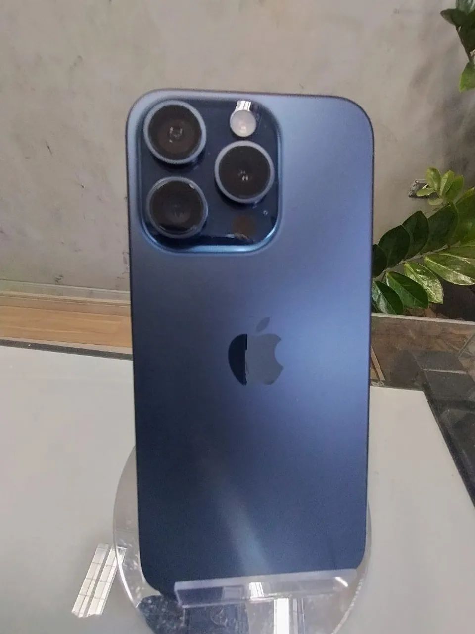 iPhone 15 Pro - 128GB - Titânio Azul - Celulares e Smartphones