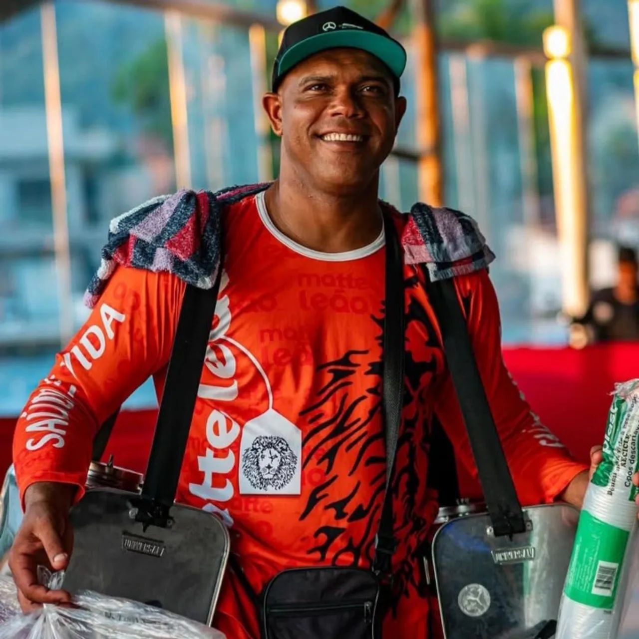 Eventos em geral, de mate e biscoito globo.