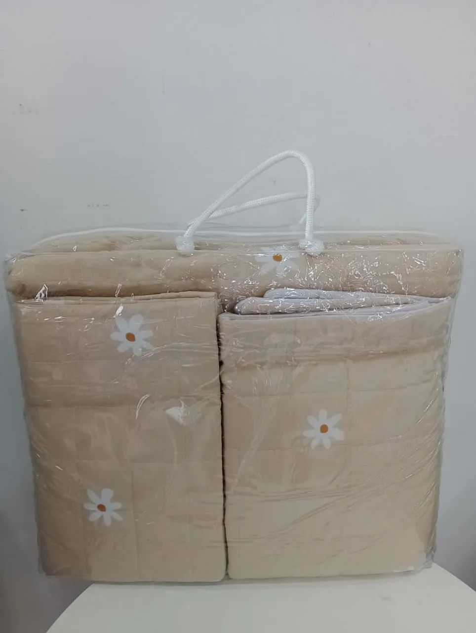 Jogo de Cama Casal - Flores e Estampas Delicadas - Foto 4