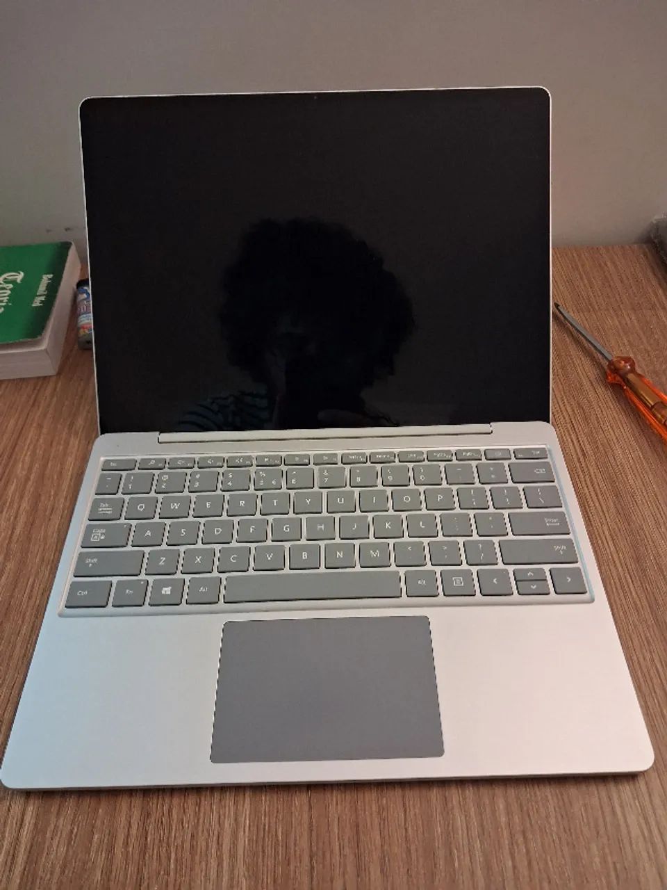 Microsoft Surface Laptop Go - Foto 2
