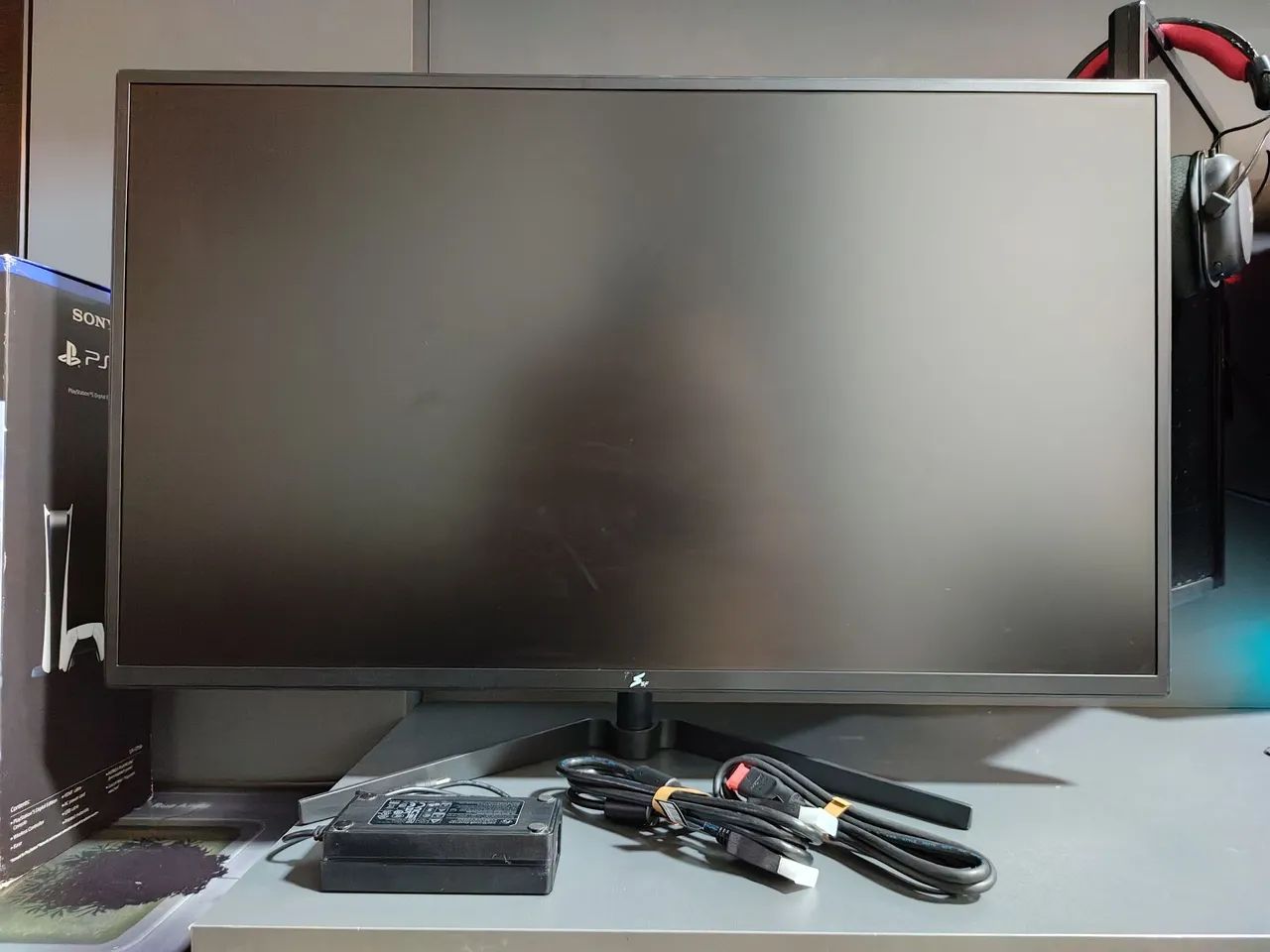 Monitor de 32 polegadas Qhd 1440p 75hz 1ms da superframe em perfeito estado. Parece novo.64739263798659120