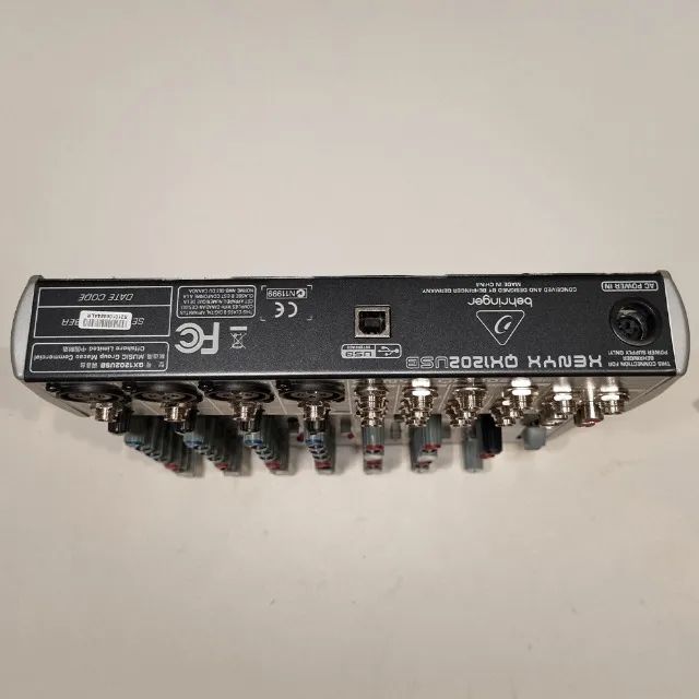 Mesa De Som Behringer Xenyx Qx1202usb 127v - Foto 2
