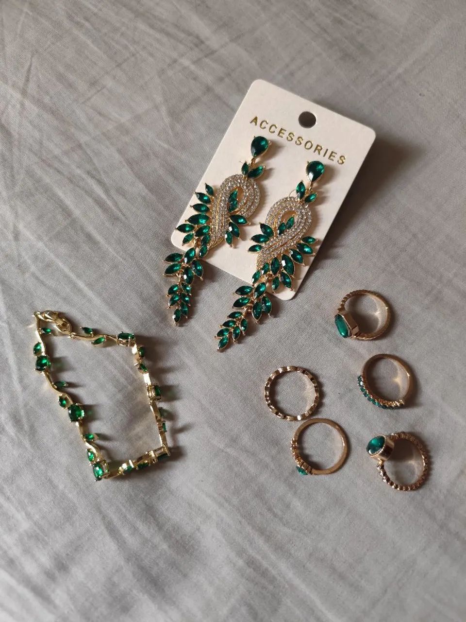Brinco e acessórios festa (verde e dourado)