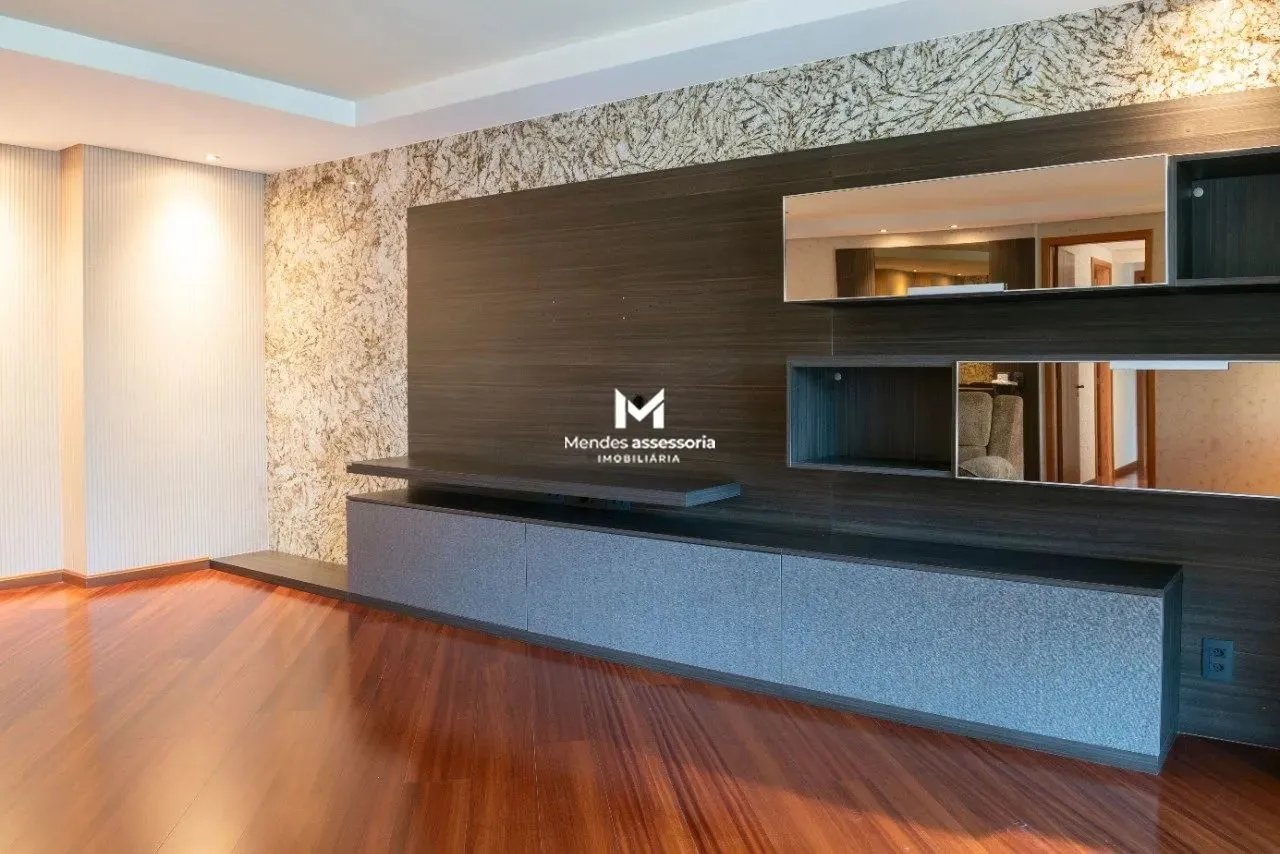 Apartamento a Venda no Panazzolo com 3 quartos