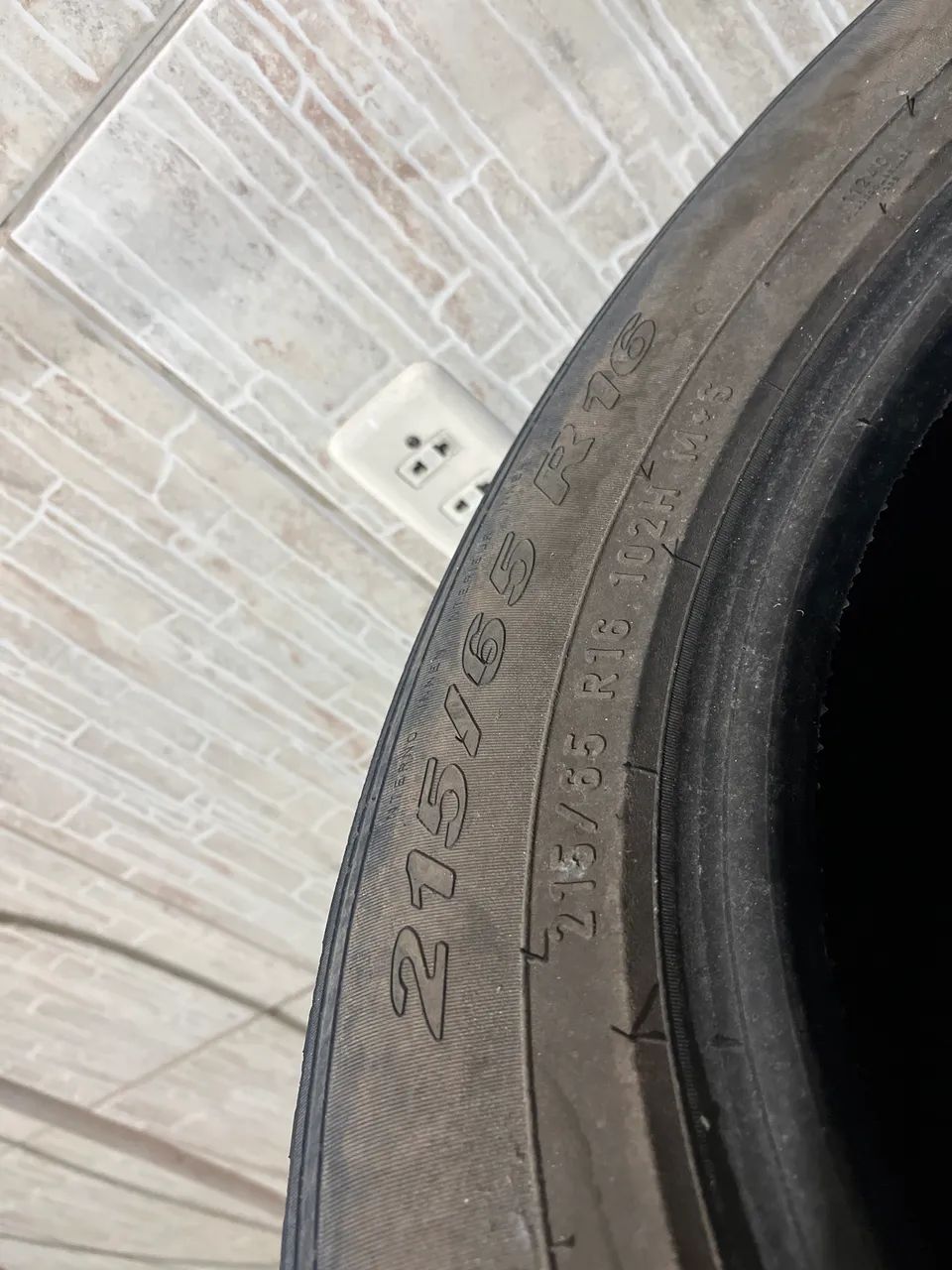 4 Pneus R16 215/65 para SUVs - Foto 2