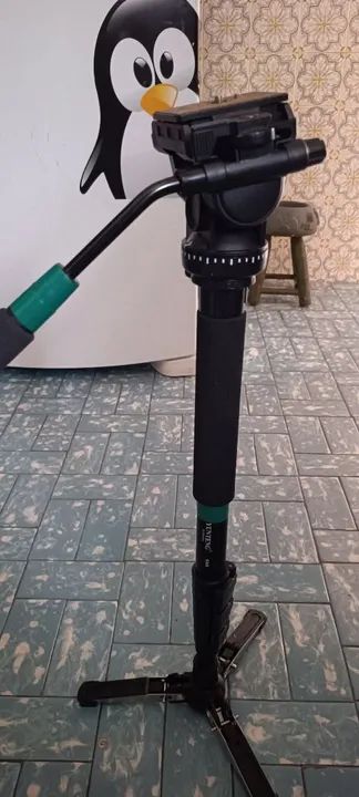 Monopé com 1,80m (com pé de galinha)