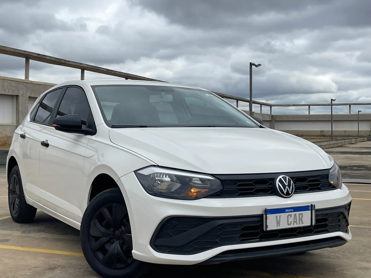 Volkswagen Polo 2024 1.0 mpi track manual