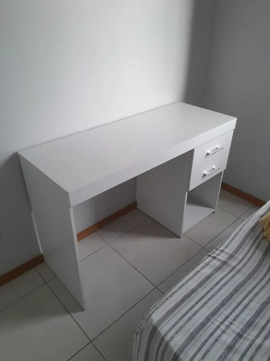 Mesa com 2 gavetas para escritório
