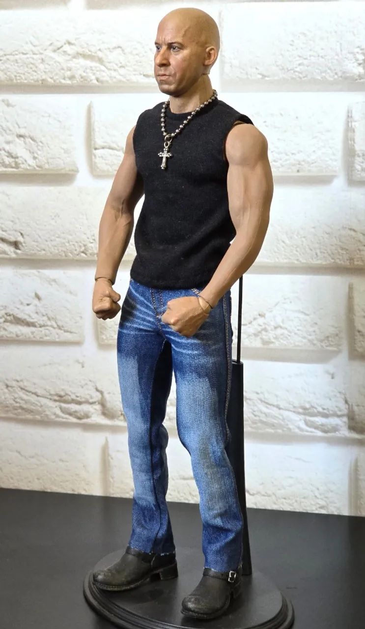 Toretto - Velozes e Furiosos - Escala 1/6 - Tipo Hot Toys - Foto 5