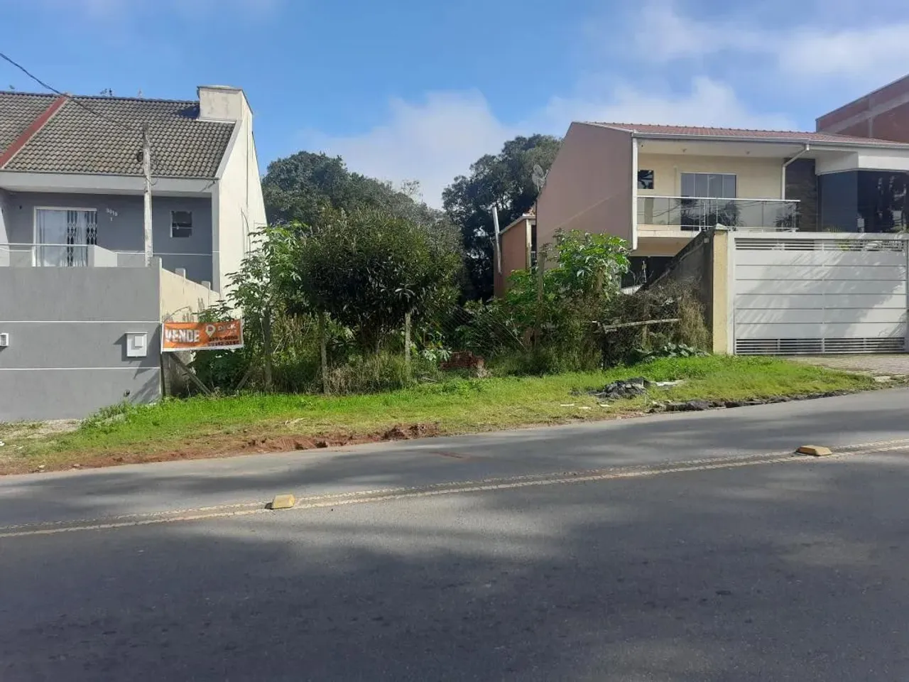 Terreno limpo, Santa Cândida, Rua comercial Fernando de Noronha, analisa permuta menor val