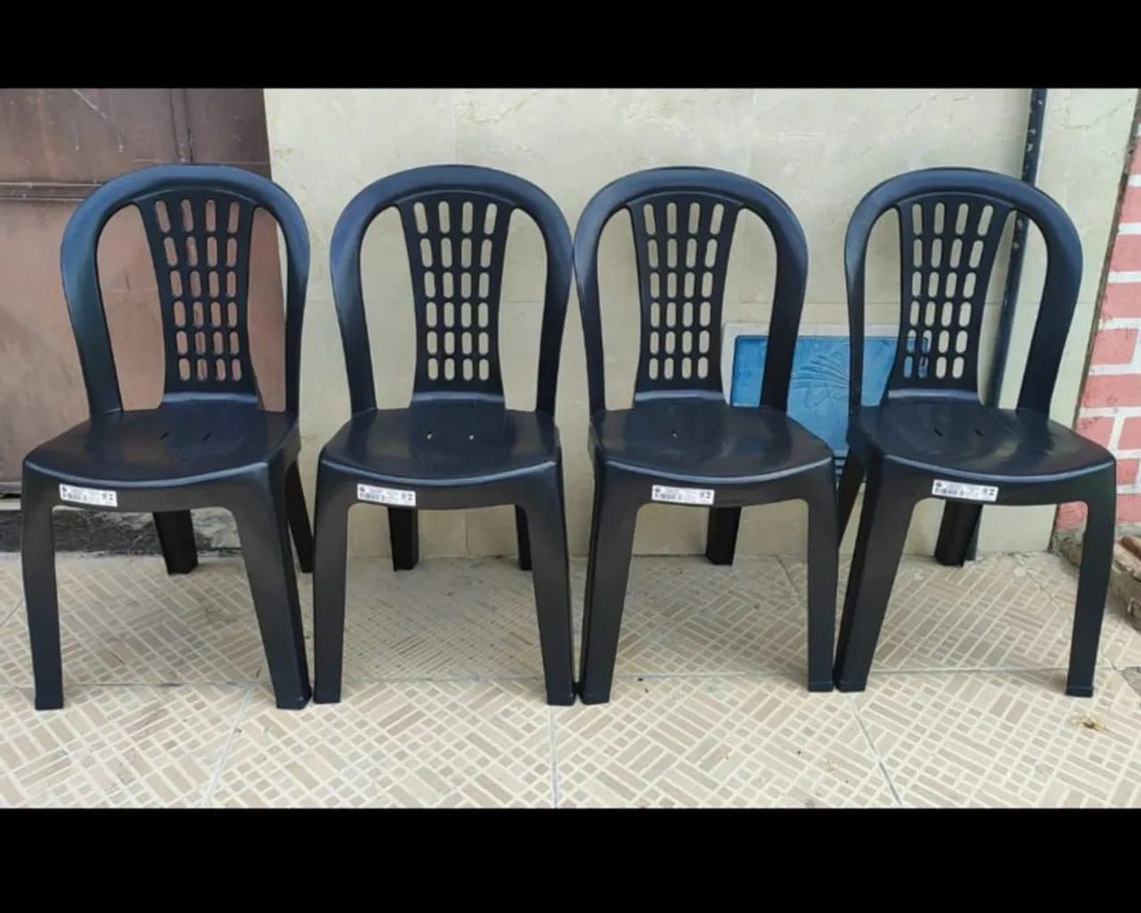 Cadeira de plástico  - Foto 3