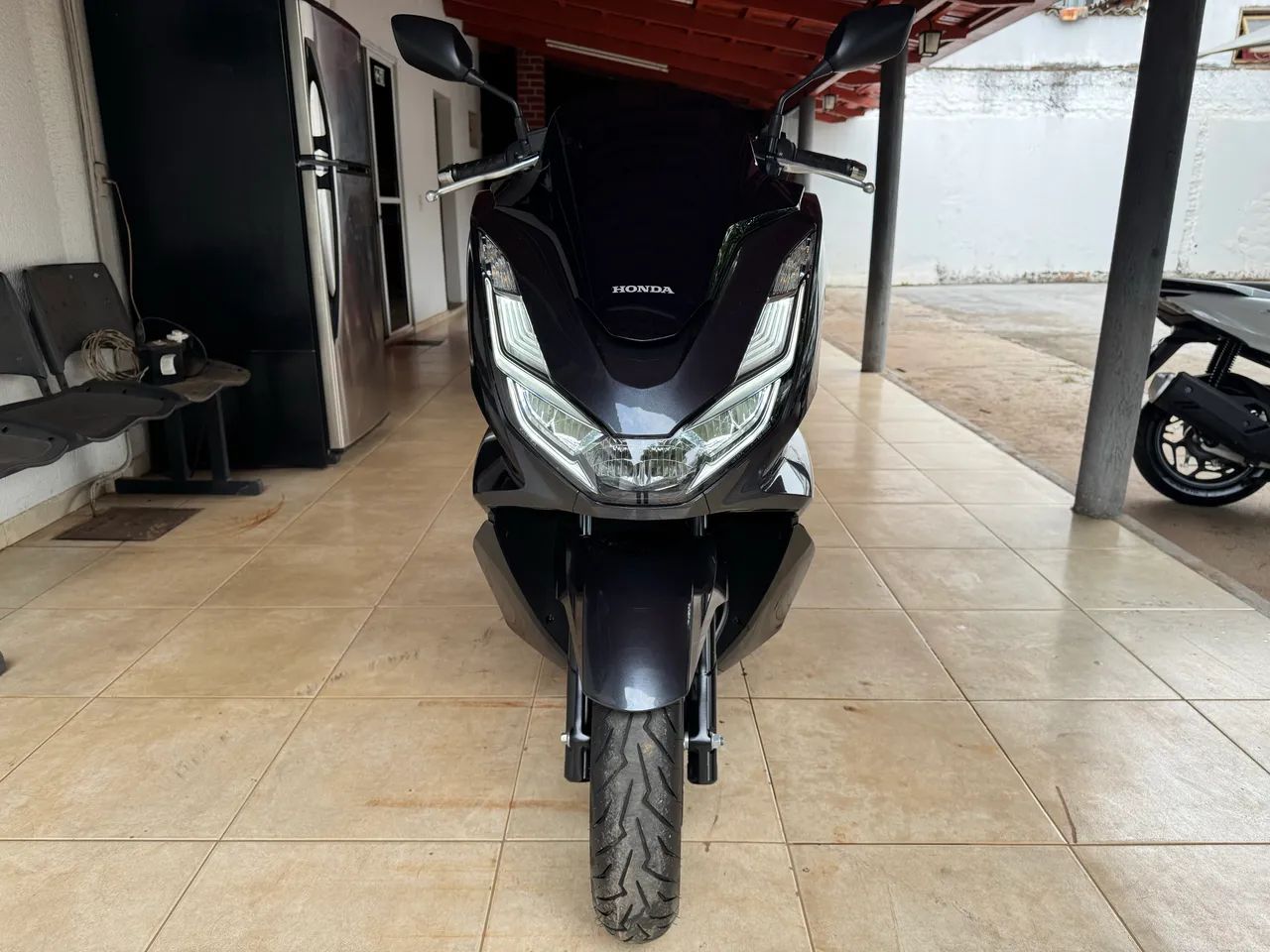 HONDA PCX 160cc AUTOMÁTICA 2023/2024 - Foto 2
