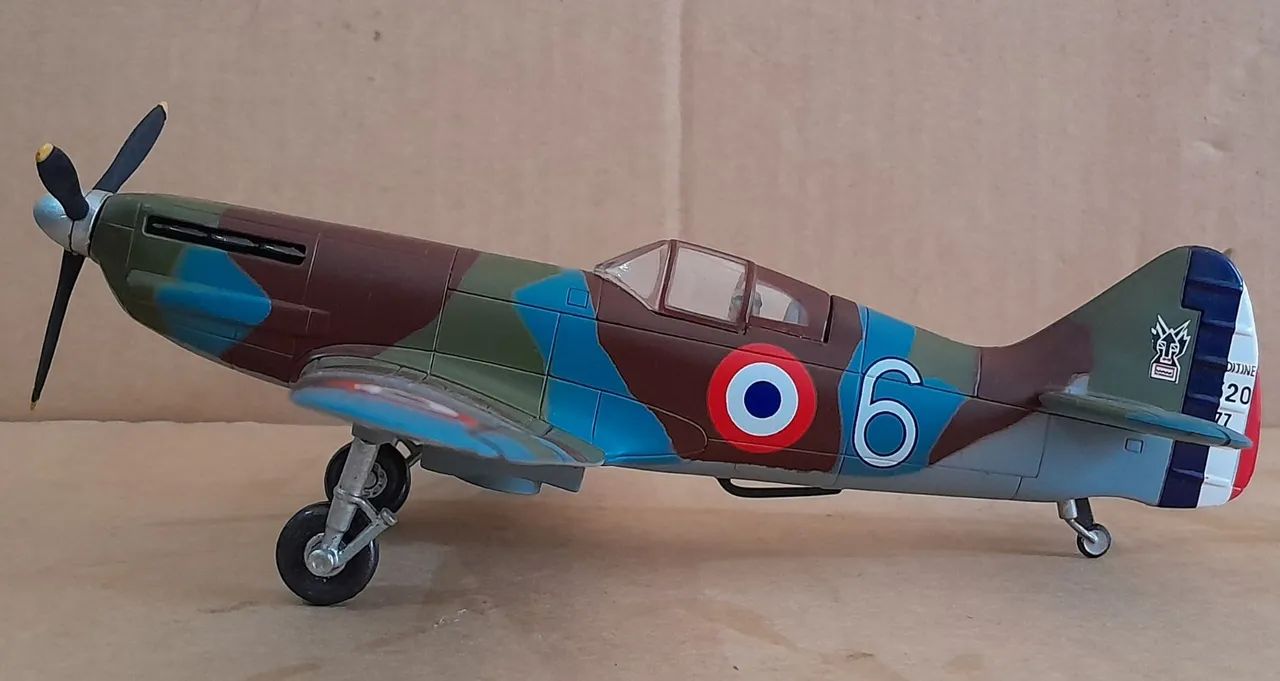 Dewoitine D.520 1/48 New Ray - Foto 3