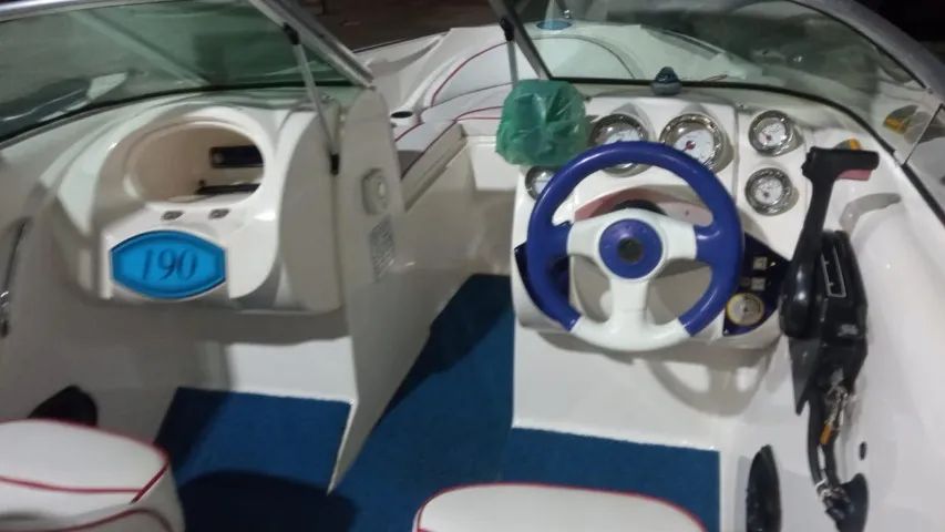 Lancha focker 190  // 19 pés