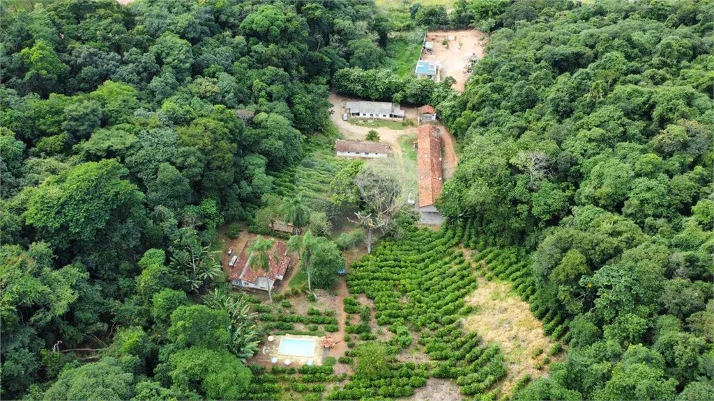 Área de Terra à venda em Centro - SP