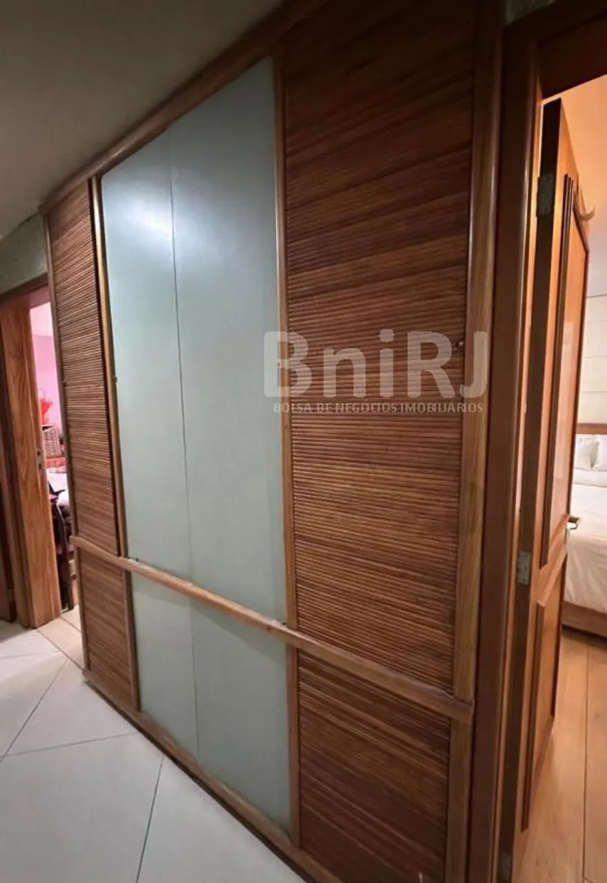 Apartamento COM DUAS VAGAS de GARAGEM em Copacabana, EXISTE? - Foto 3