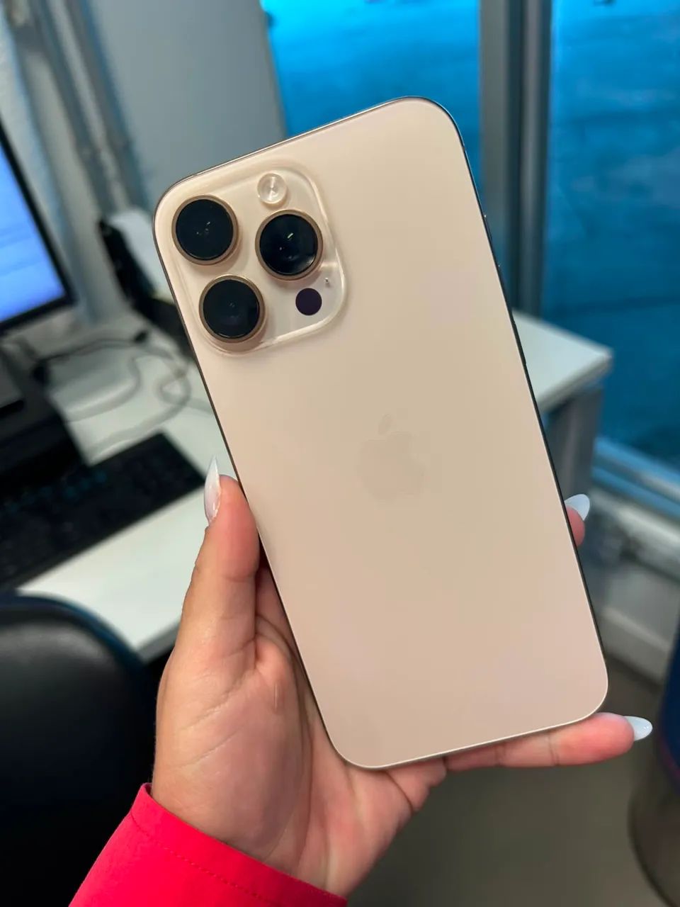 iPhone 16 pro Max 256 perfeito 