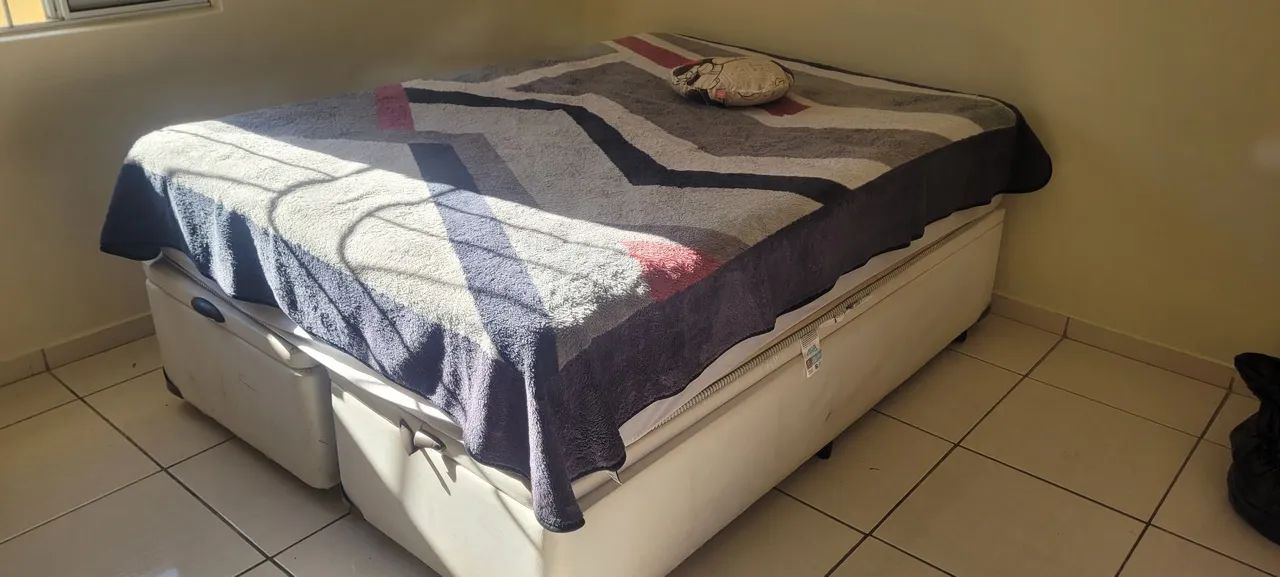 Cama casal box baú EXCELENTE ESTADO - Foto 4