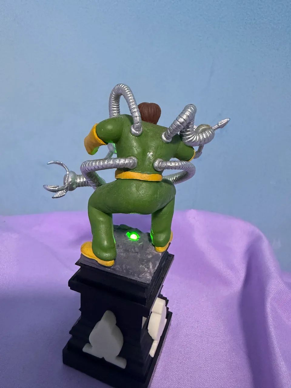 Doutor octopus - Peça de Xadrez Marvel Planeta Deagostini  - Foto 3
