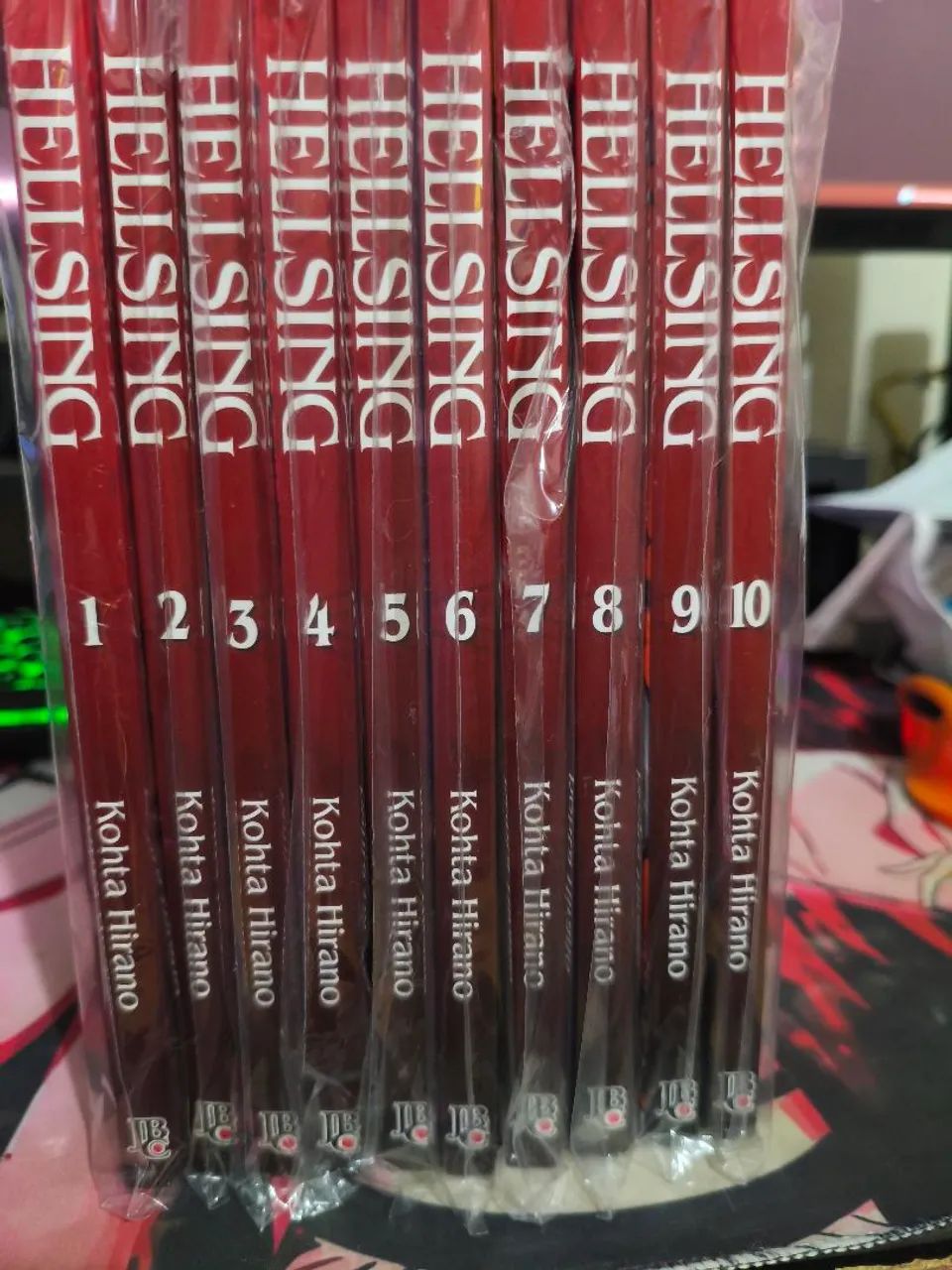 Coleção completa mangá hellsing 