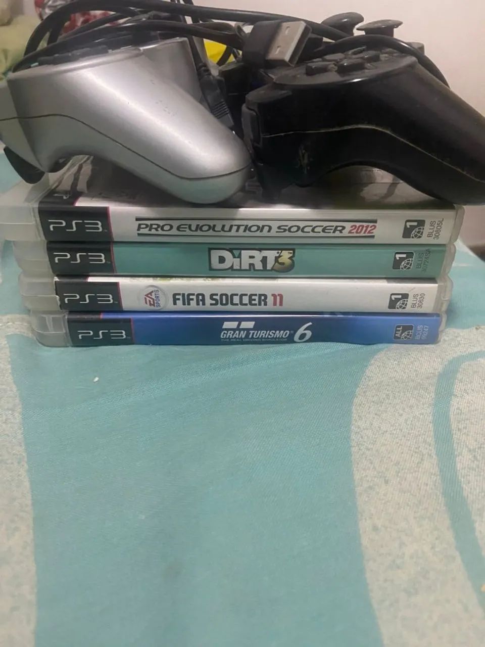 Kit 2 controles de ps3, Com fio, E com 4 jogos - Foto 2