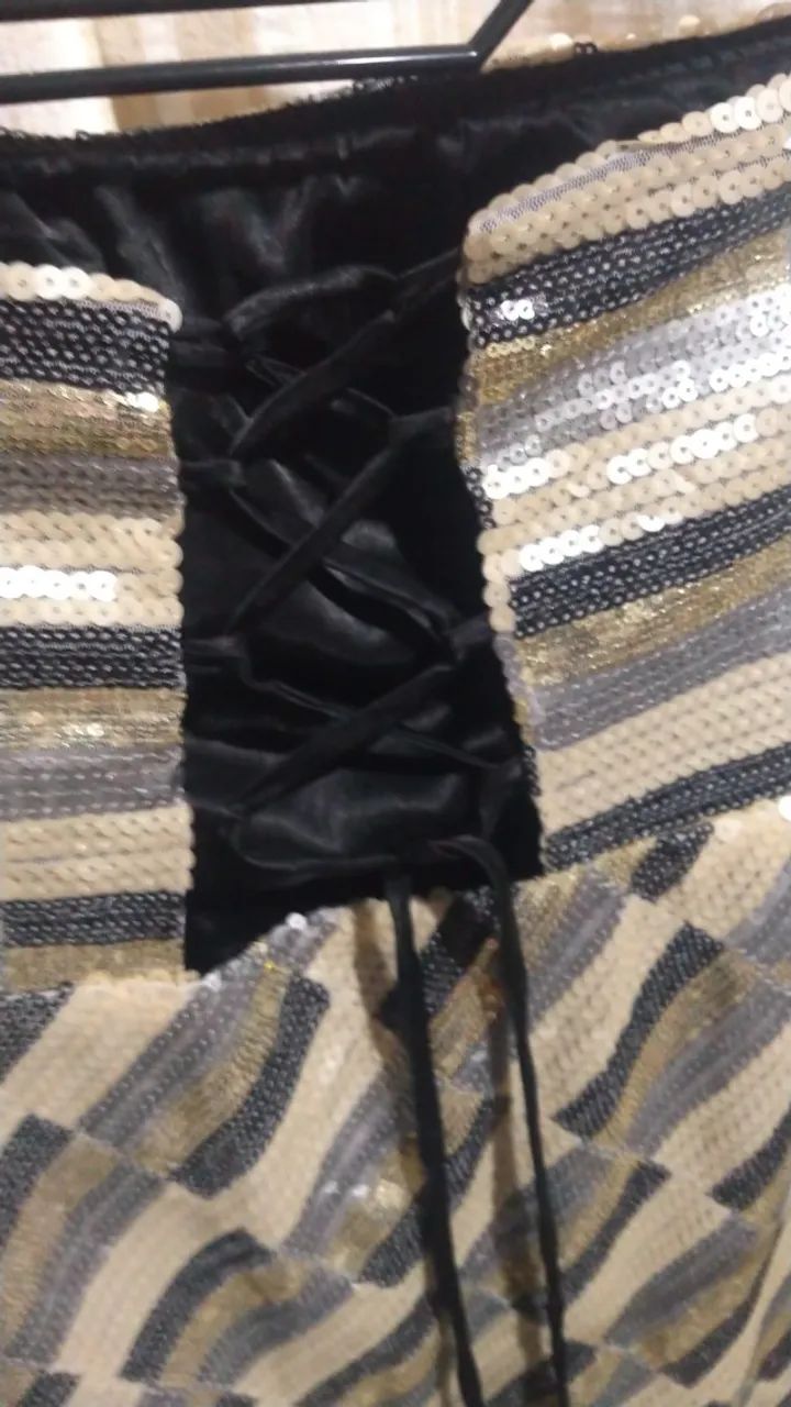 Vestido de lantejoulas tomara que caia com bojo - Foto 4
