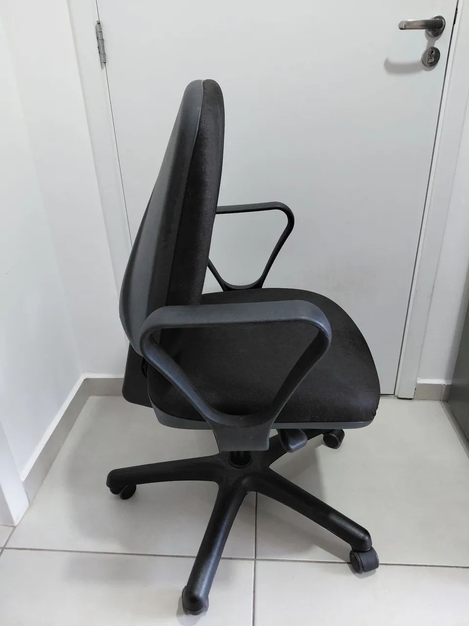 Cadeira de Escritório Ergonômica - Foto 4