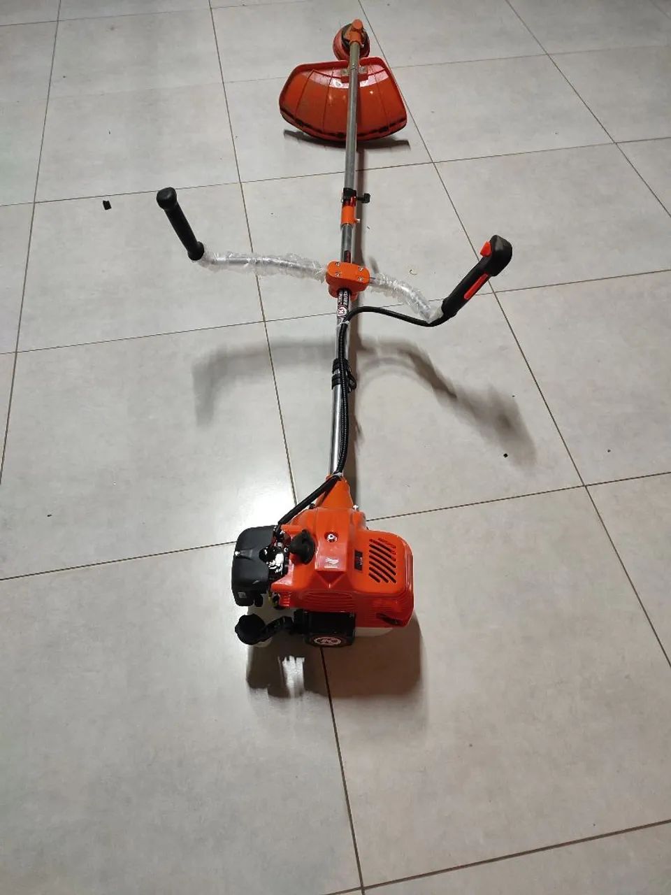 Roçadeira a gasolina - Foto 2